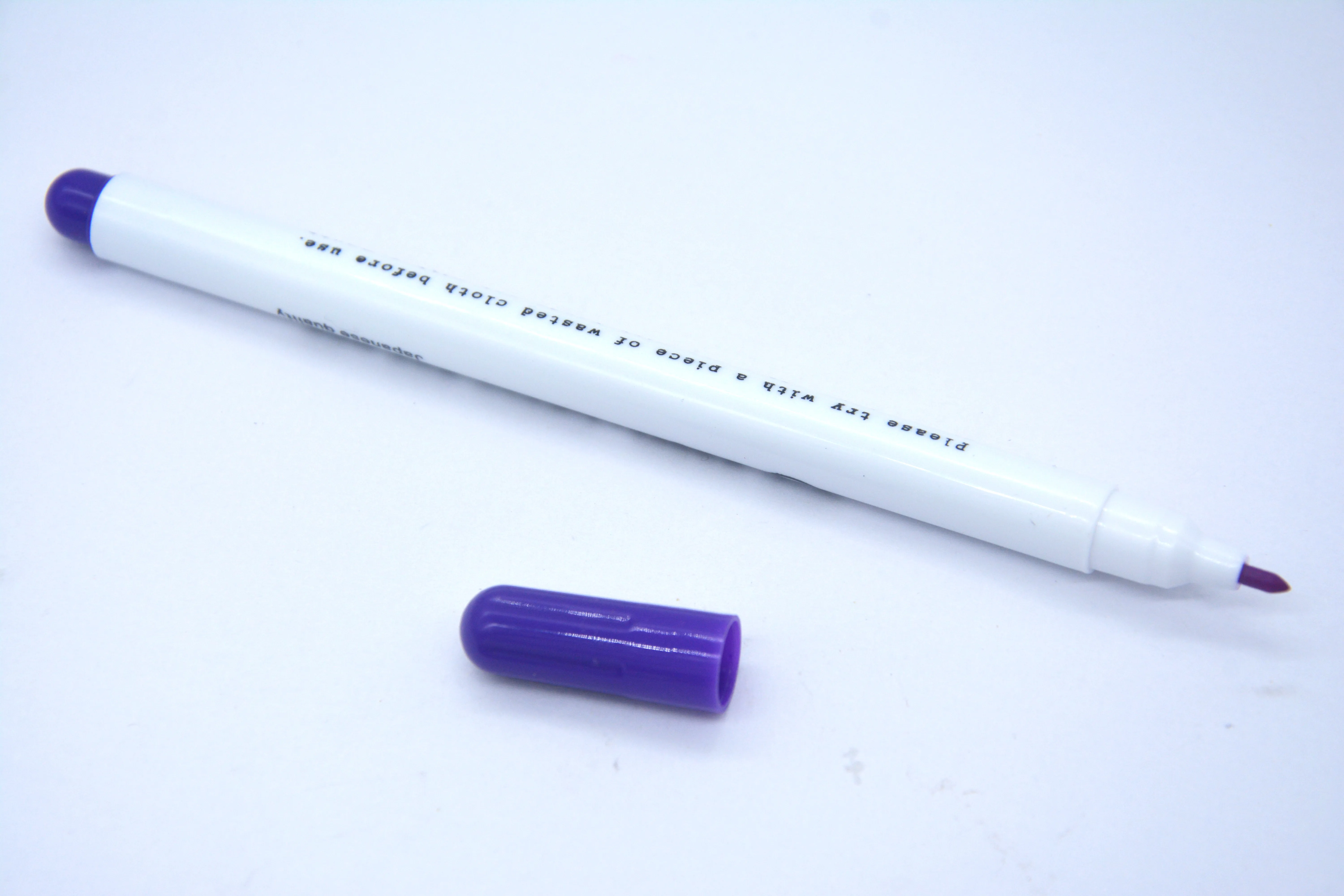 Single-head faded purple Pink  pen , gas consumption pen disappear pen, marker ( the purple one )