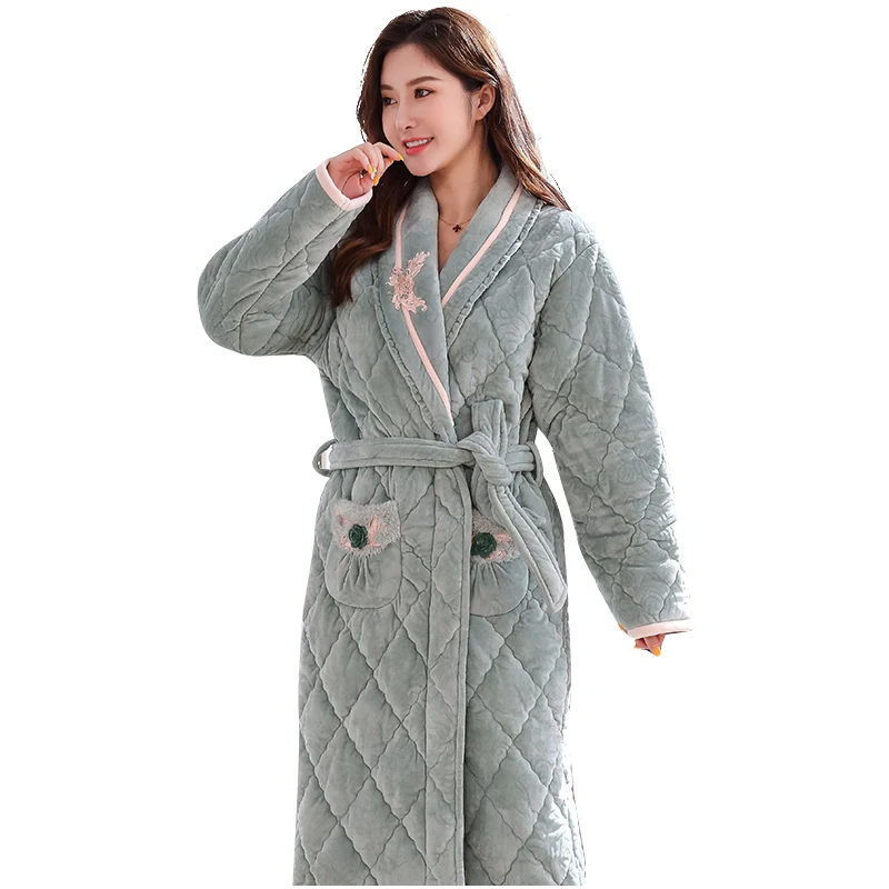 Winter Coral Velvet 3Layers Quilted Bathrobe Women Pajamas Womens Nightgowns Flannel Warm Robe Sleepwear Big Yards Womens Robes