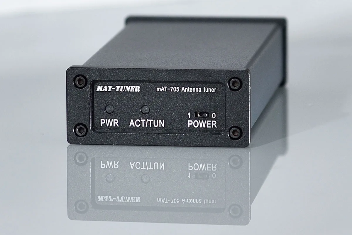 mAT-705Plus 1.8MHz to 54MHz Automatic Antenna Tuner For ICOM IC-705 Transceiver two built-in lithium batteries