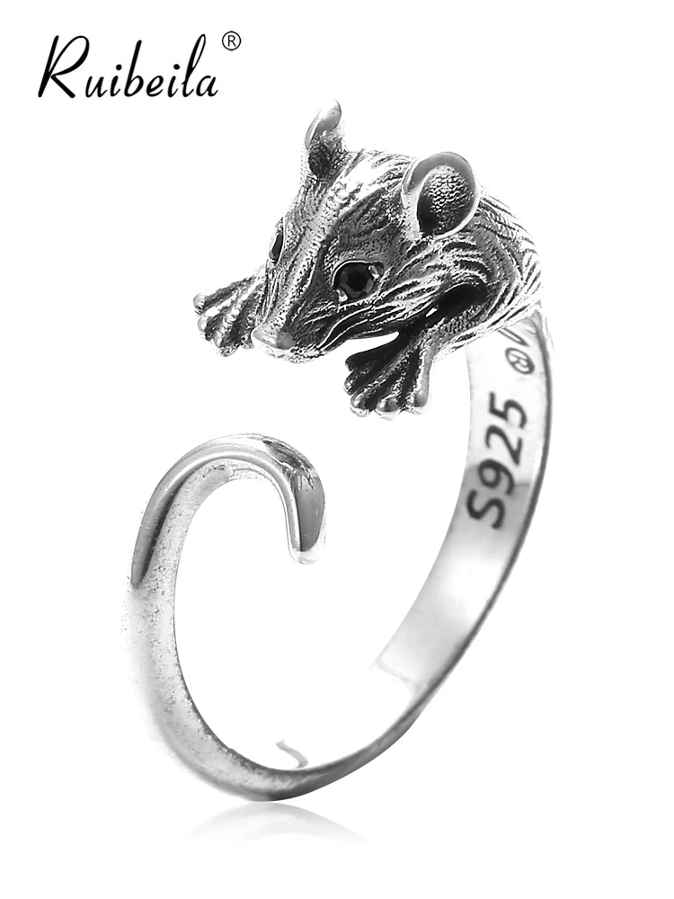 

Anneau ouvert de souris de zodiaque d'année natale rétro hommes et femmes 925 bague en argent souris bébé câlin 2020 nouveau