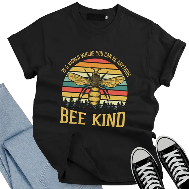 In A World Where You Can Be Anything Bee Kind Print T Shirt Women Graphic Tees O-Neck Short Sleeve Summer Cute Female T-shirts