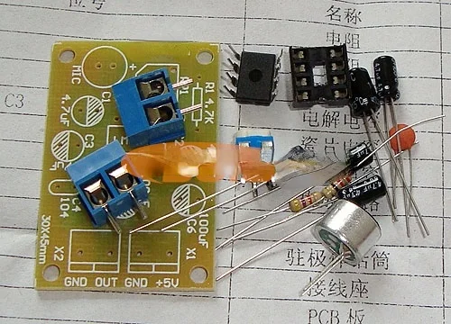 LM386 Amplifier Daya Suara Sirkuit Terintegrasi/Suku Cadang Papan Sirkuit Amplifier Daya Audio/Kit Produksi Elektronik