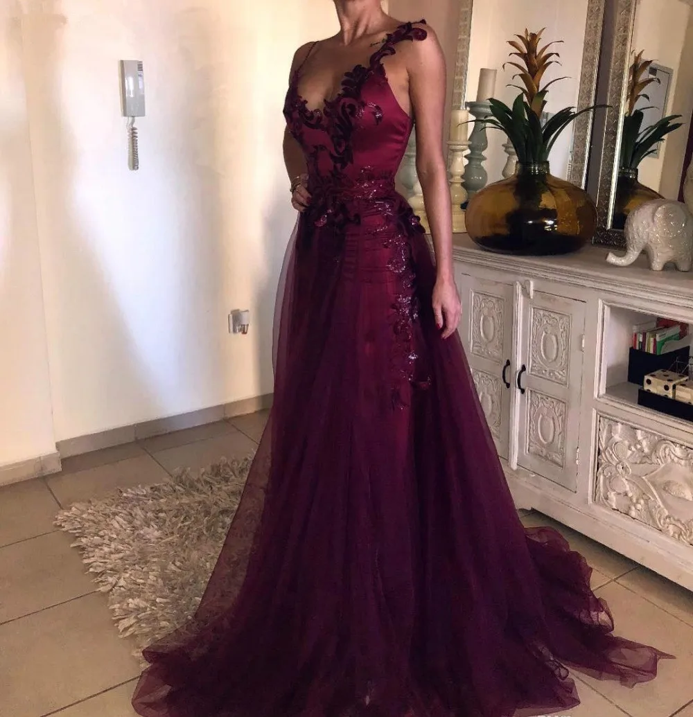 Elegant Grape Purple Lace  Prom Dresses 20201 Formal Women Holiday Wear Celebrity Party Evening Gowns Plus Size Custom Made серь