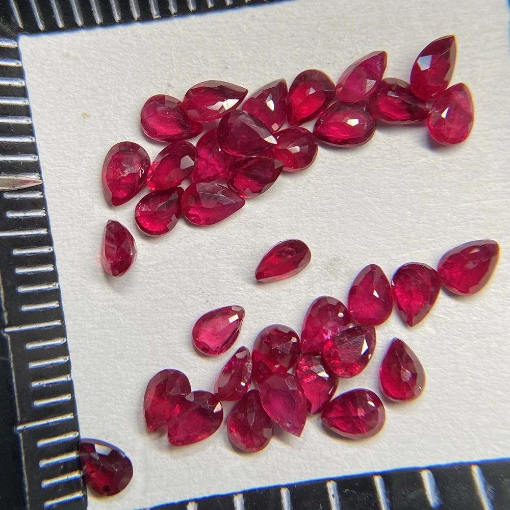 Meisidian  A Quality Pear Cut 2x3mm Pigeon Blood Red 100% Natural African Ruby Stone