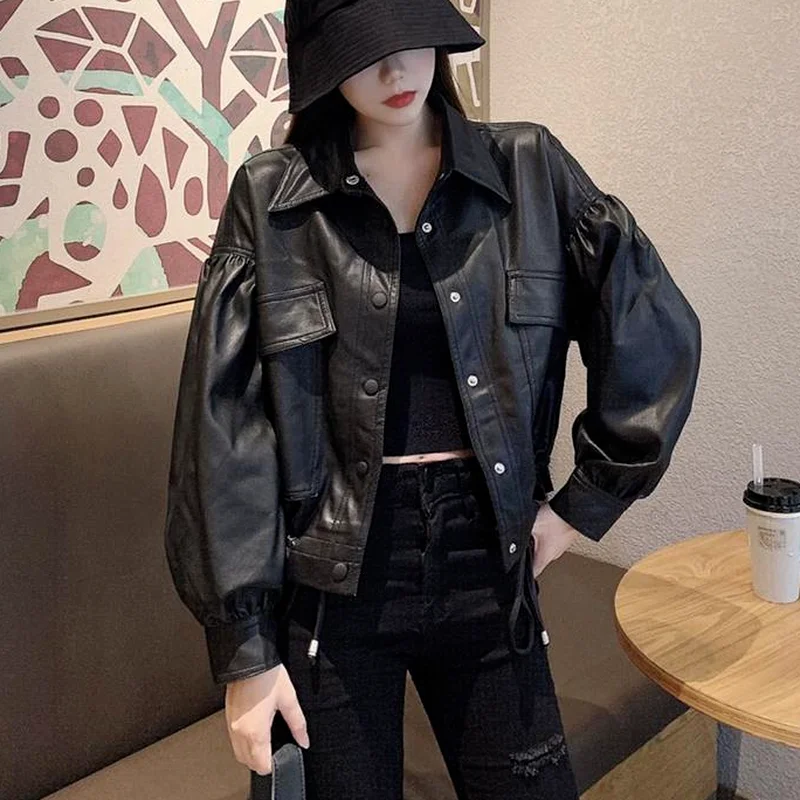 Jaket Kulit Moto Hitam Korea Mode Wanita Pakaian Jalanan Mantel Lengan Panjang Longgar Antik Tombol Y2K Jaket Wanita Musim Gugur Hangat