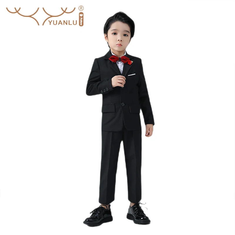 

Classic Suit for Boys Formal Performance Suit for Kids for Event Party Wedding 5Pcs Blazer Pants Vest Bow Tie and Shirts