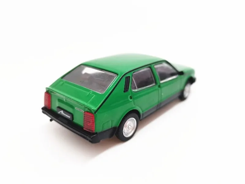 1:43 MOSKVICH C-1 GREEN Alloy model car Metal diecast toys for childen kids hottoys gift