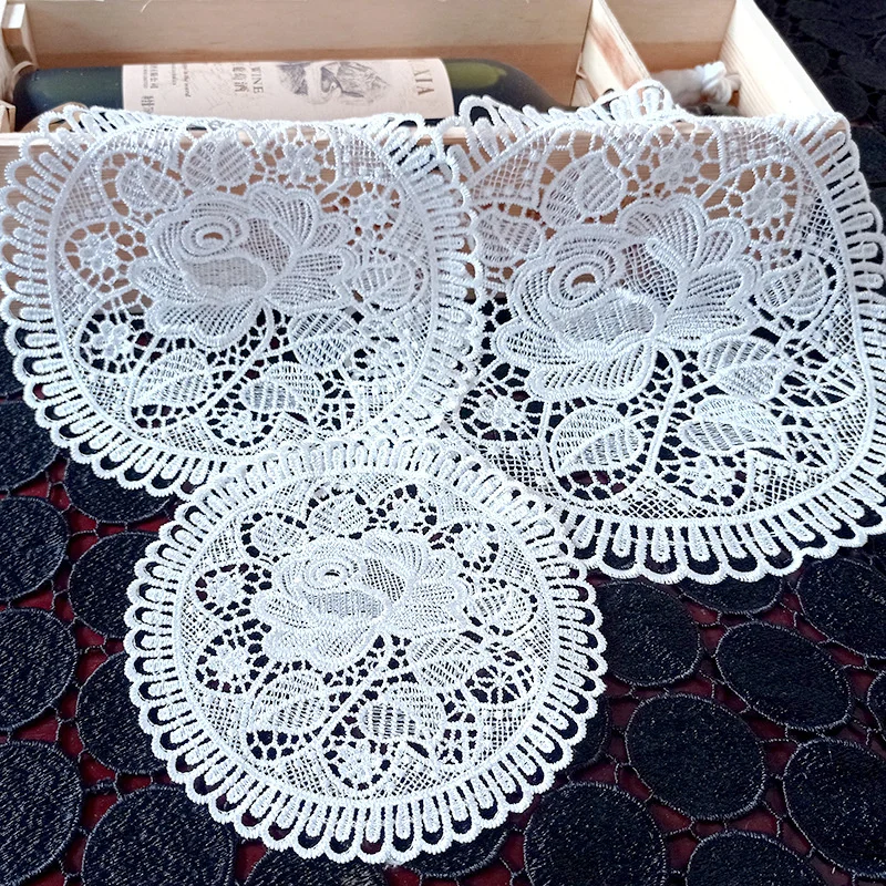 Coaster European-Style Round Lace Embroidered Hollow Tablecloth For Dining Table Placemat Household Coffee Tea Mat Decoration