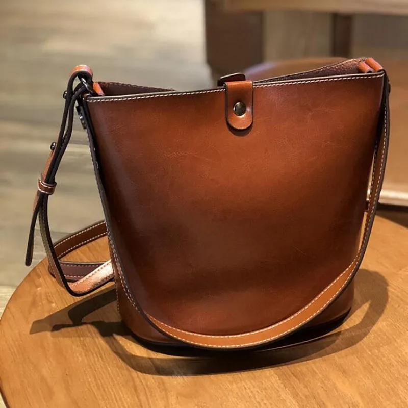 Fashion Women Handbag 100% Genuine Leather cowhide bucket bag lady Casual Tote Female Crossbody Messenger  2022 new bag