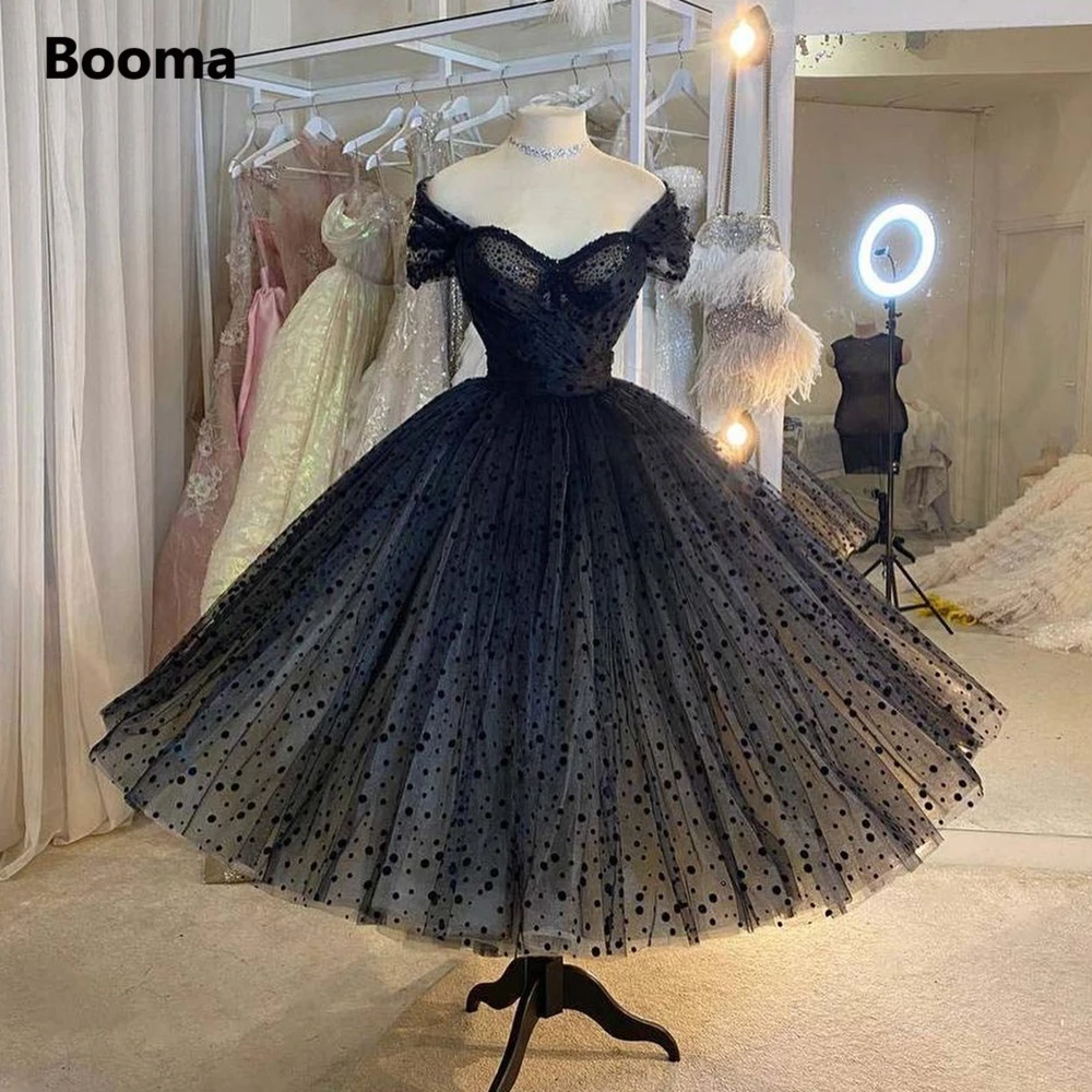 Booma Gaun Prom Pendek Tulle Polka Dot Hitam Vintage Gaun Pesta Formal Panjang Teh Gaun Pesta Berbulu Bermanik Lengan Cap Sleeve