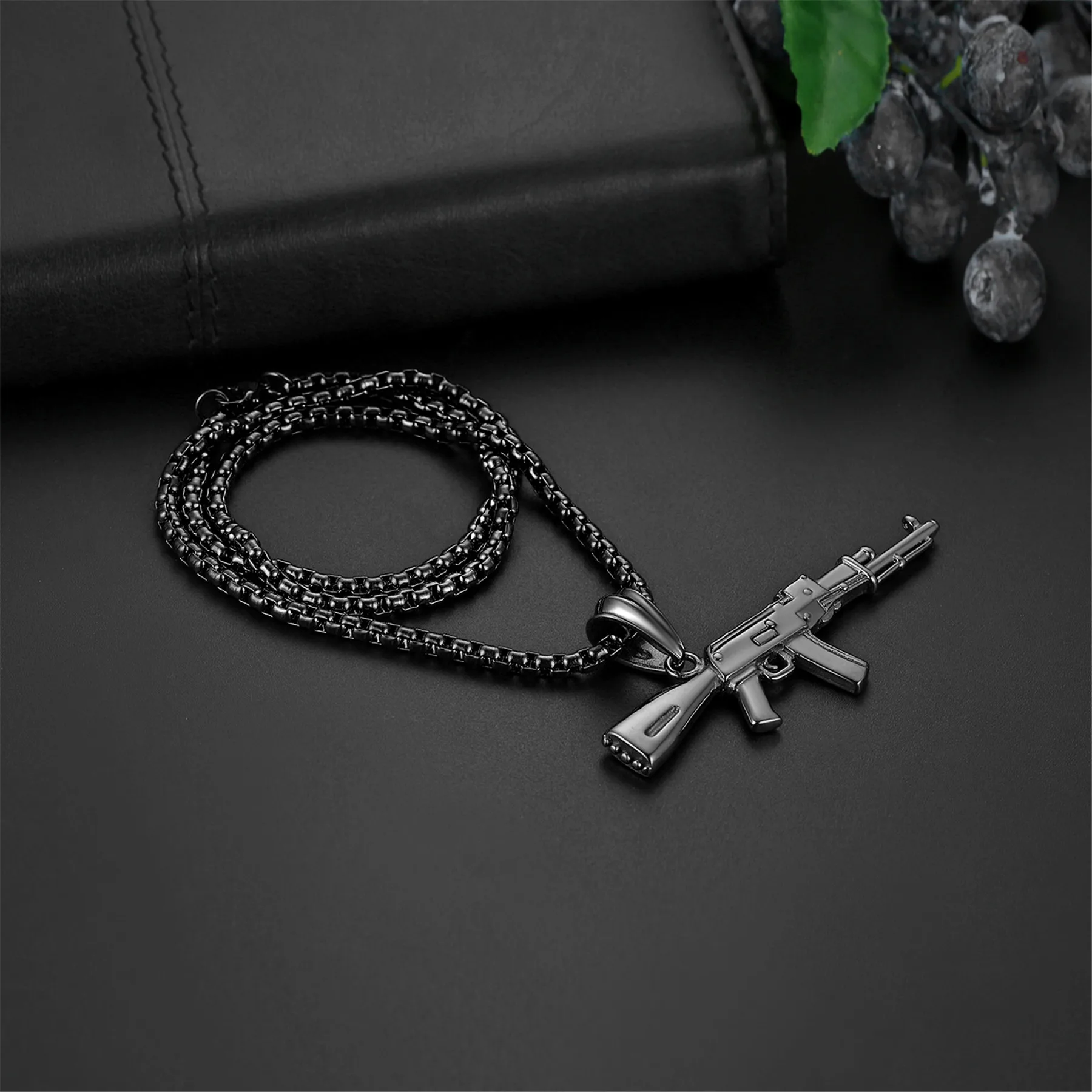 BONISKISS Charm Pistol Gun Shaped Pendant Punk Gun Army Style Chain Necklace For Men corrente masculina Jewelry With Chain 22" view 6