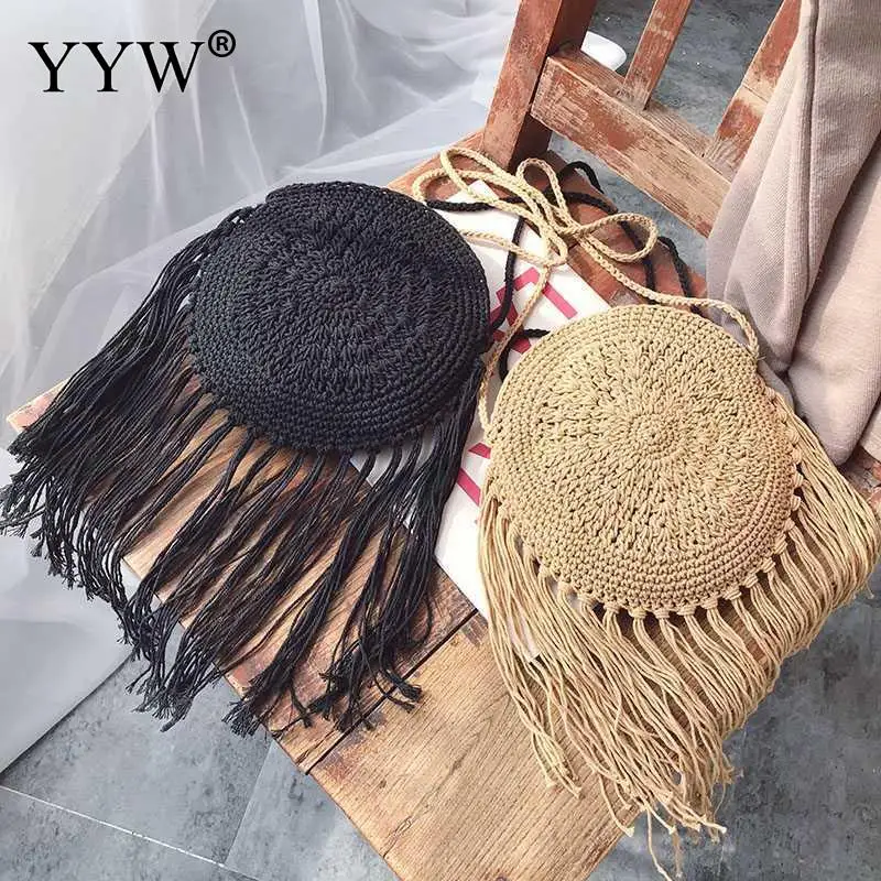 

Round Straw Bag Clutch Fringe Bohemian Tassel Crossbody Bags for Women Messenger Tote Summer Beach in Handbags Ladies Straw Bag