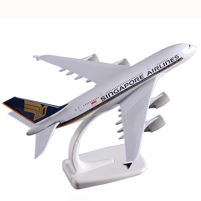 

20CM Singapore Airways A380 Airlines Airplane Model with Base Alloy Aircraft Plane For Collectible Toy Souvenir Show Gift Toys