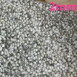 1000pcs 2 millimetri Rotonda Bianco della Parte Posteriore Piana Borchie NAILHEADS HOT FIX FlatBack FAI DA TE Ribattini Punk di Stile Accessori Per L'abbigliamento/Borse/scarpe