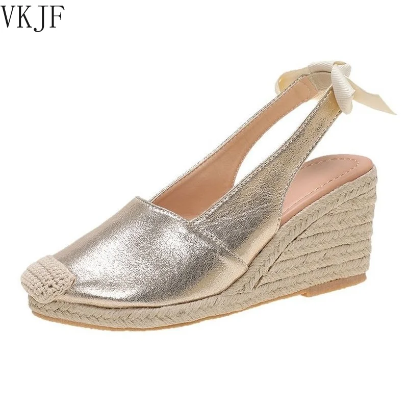 Kobiety kliny sandały Slip on Closed Toe platforma Espadrille sandały damskie serpentynowe słomiane dno letnie buty damskie