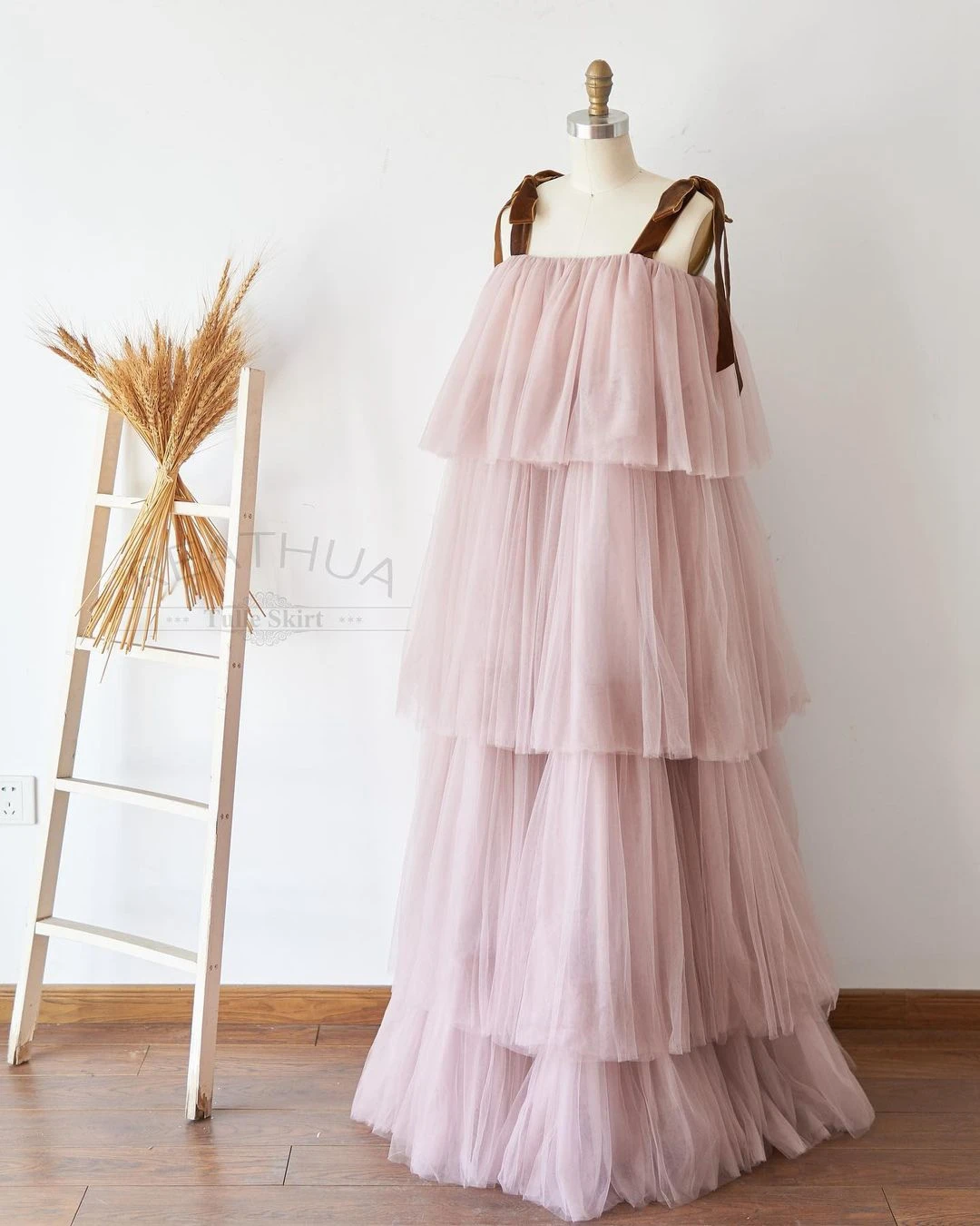 Cute Straps Tulle Maternity Dresses Sleeveless Boat Neck Tiered Ruffles Extra Puffy Tulle Pregnancy Plus Size Long Length