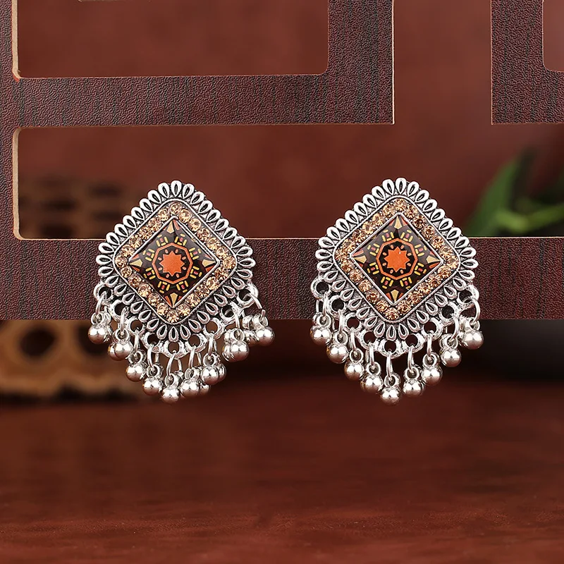 Vintage Ethnic Silver Color Square Alloy Drop Earrings for Women Boho Carved Flower Beads Tassel Earrings Indian Jhumka Jewelry