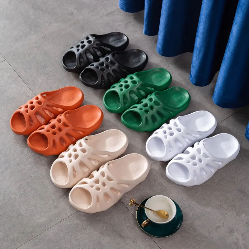 Summer Men Slippers Unisex Outdoor Clogs Beach Sandals Thick Sole Garden Shoes Comfortable Indoor Home Slides Bathroom Footwear