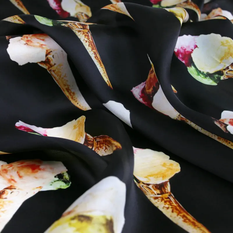 Ice Cream Printed Satin Fabric Italian Brand Fashion Week Catwalk Diy Sew Scarf Fabrics Wholesale Cloth for Dress Material