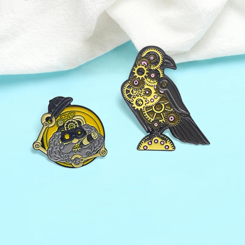 Machine Robot Bird Brooches Mechanical Gear Bird Engineer Enamel Pins Bag Clothes Lapel Pin for Kids Friends Badge Jewelry Gift