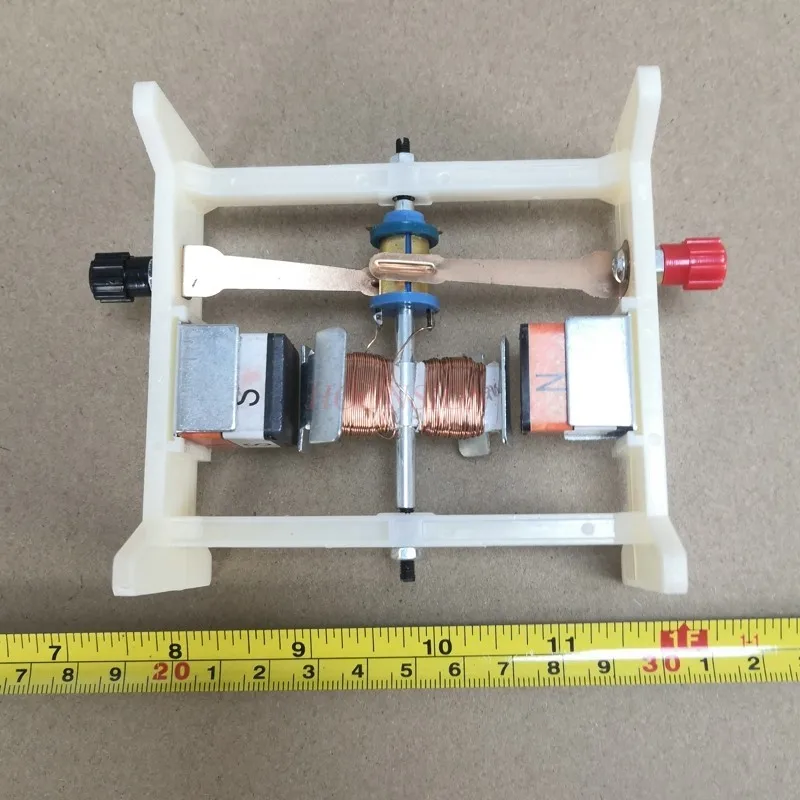 Physics experiment equipment junior high school physics electromagnetic toy physical experiment equipment DC small motor model