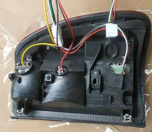لتويوتا لاند كروزر LC100 4700 FJ100 1998-2007 LED الضوء الخلفي الخلفي الذيل ضوء