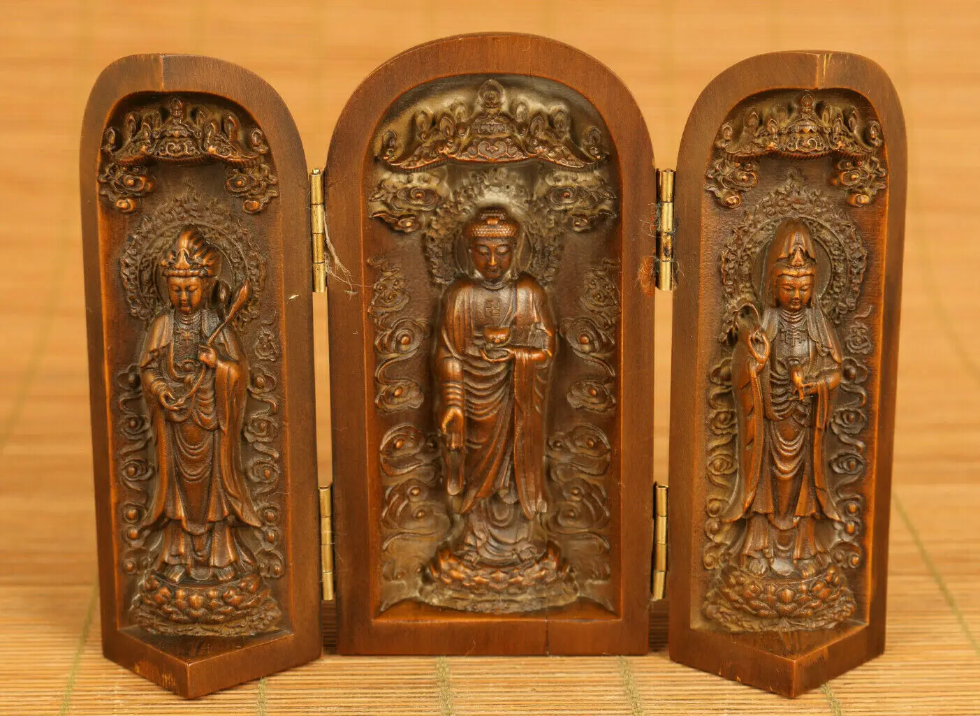 Chinese old boxwood hand carved Buddha guanyin statue figure box decoration gift