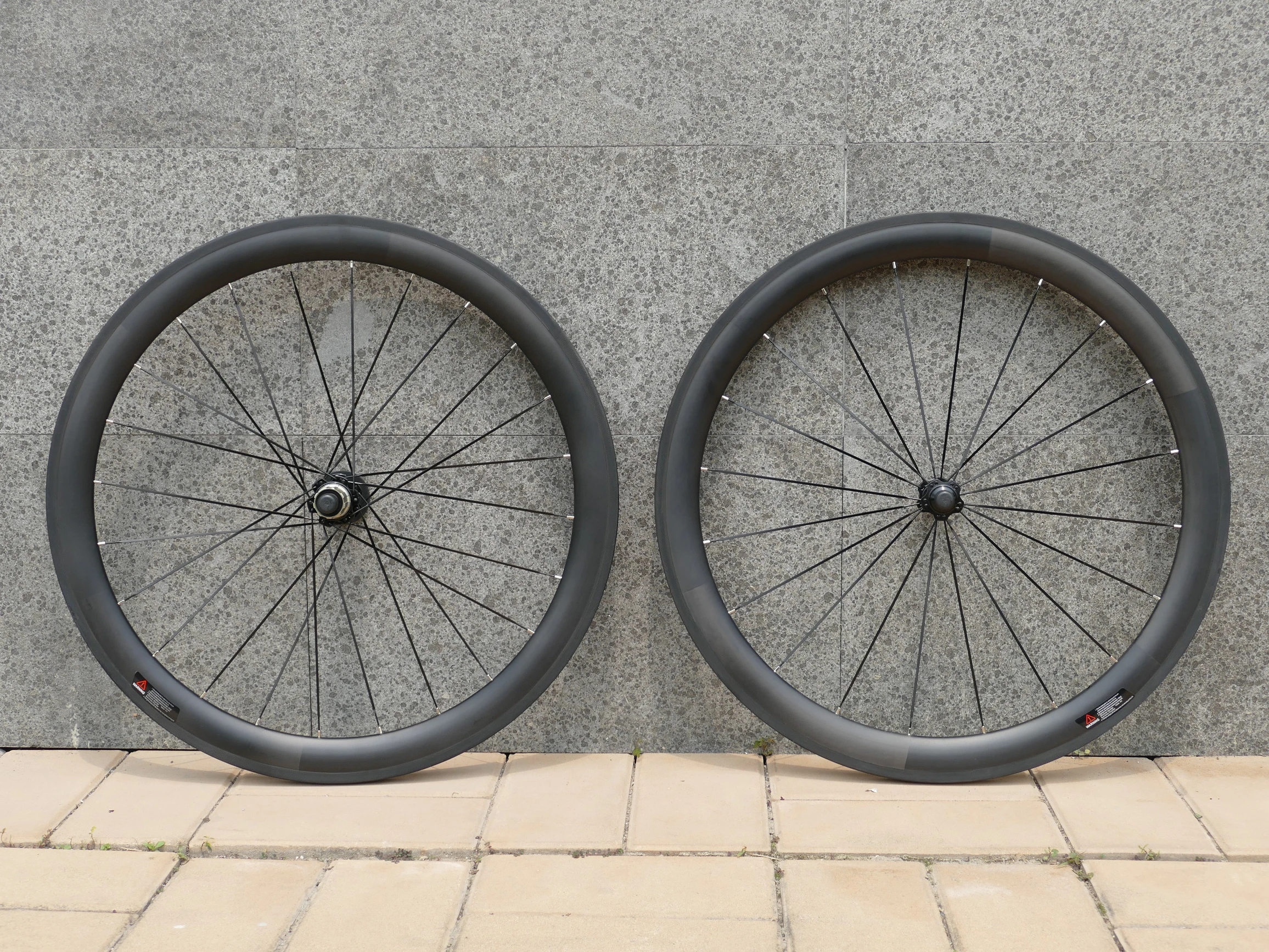 1 Pair : 3K UD Full Carbon Fiber Matt Glossy Road Bike Tubular Wheelset 50mm - 23mm Width Rim Bicycle Wheelset Basalt Brake Side