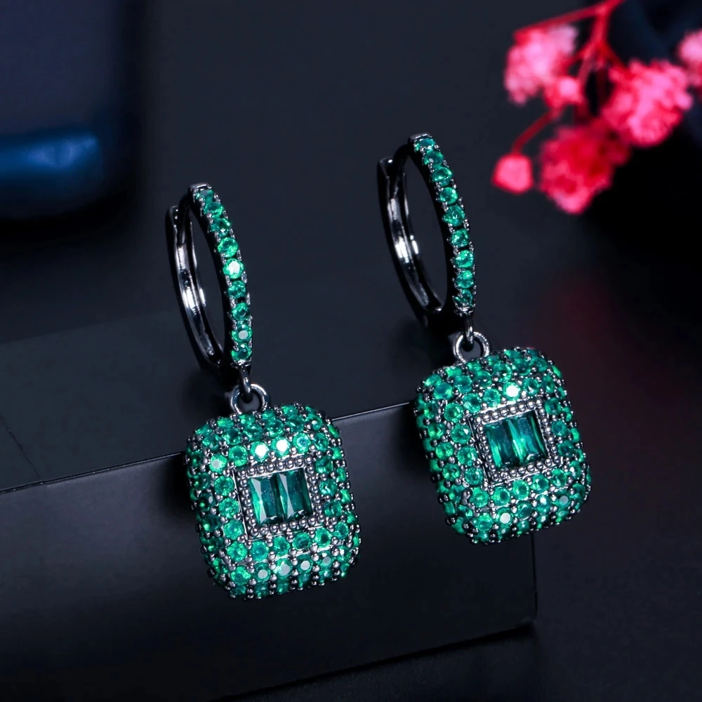 CWWZircons Full Black Gold Color Green Square CZ Dangling Round Huggie Hoop Earrings for Women New Trendy Party Jewelry CZ927