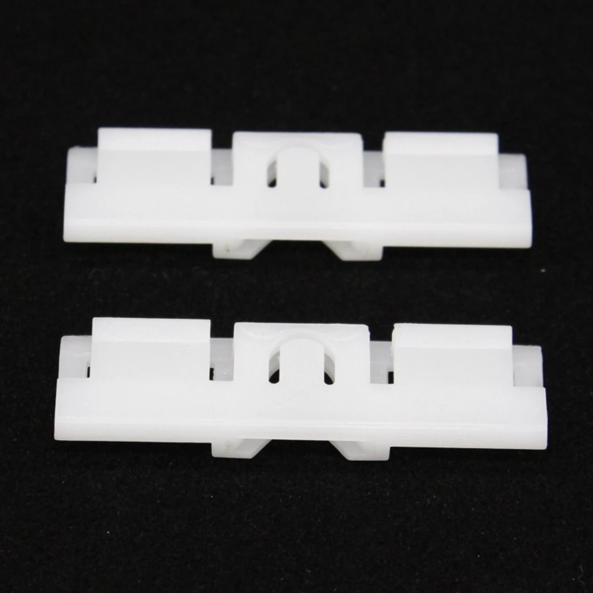 2pcs White Nylon Windshield-Side Molding Pad Clips Clamp for Toyota Lexus LX570 7554860021