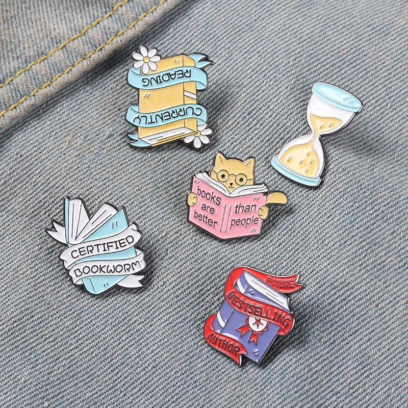 Funny Quote Book Enamel Pin Cartoon Brooches Hourglass Reader Bookworm Lapel Pins Badges Jewelry Gifts for Friends Wholesale