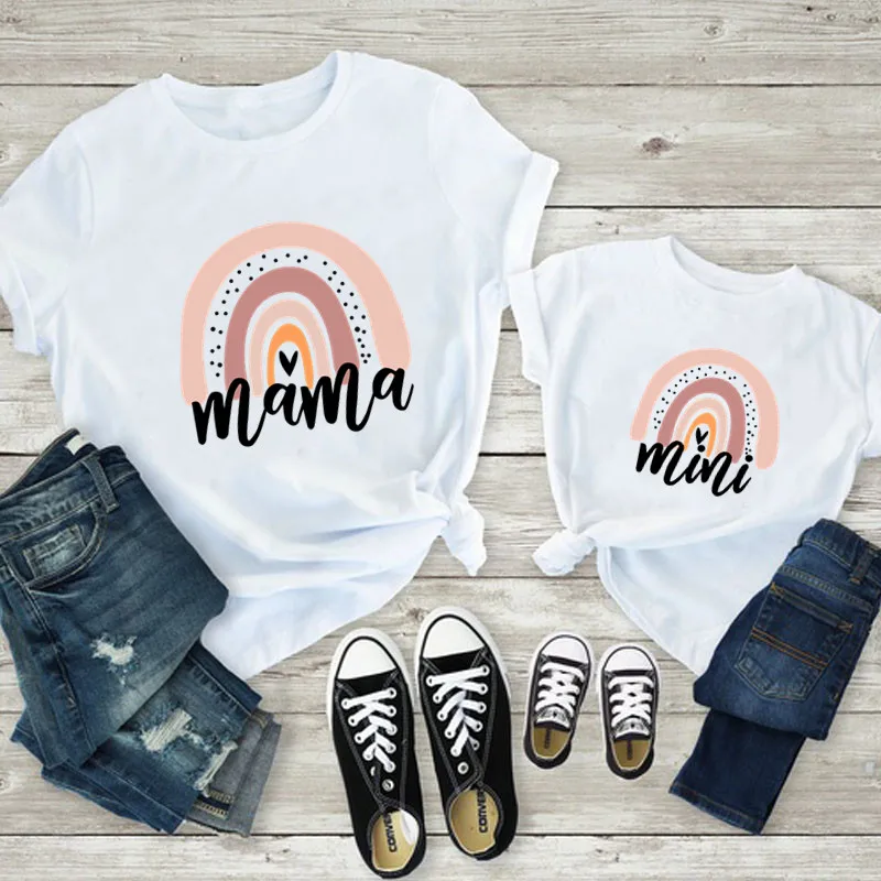 Pink Rainbow Mama and Mini Family Matching Tshirts Summer Short Sleeve Family Look T-shirts Mother and Daughter Fashion Clothes