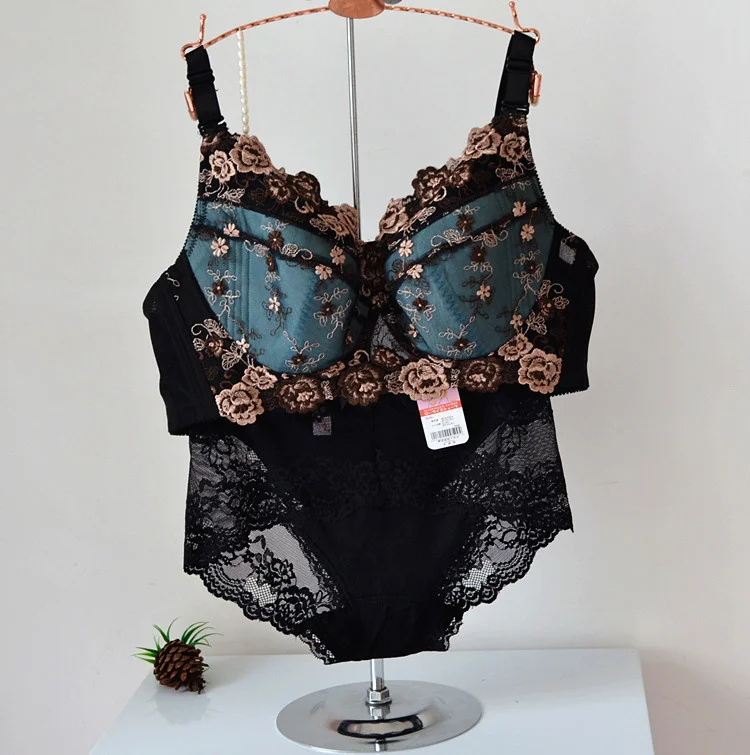 Plus Size Bra Panties Setst Brassiere Sexy Underwear Set  B C D E F G H Cup Embroidery Women Lingerie Set Bras 38 40 42 44 46 48