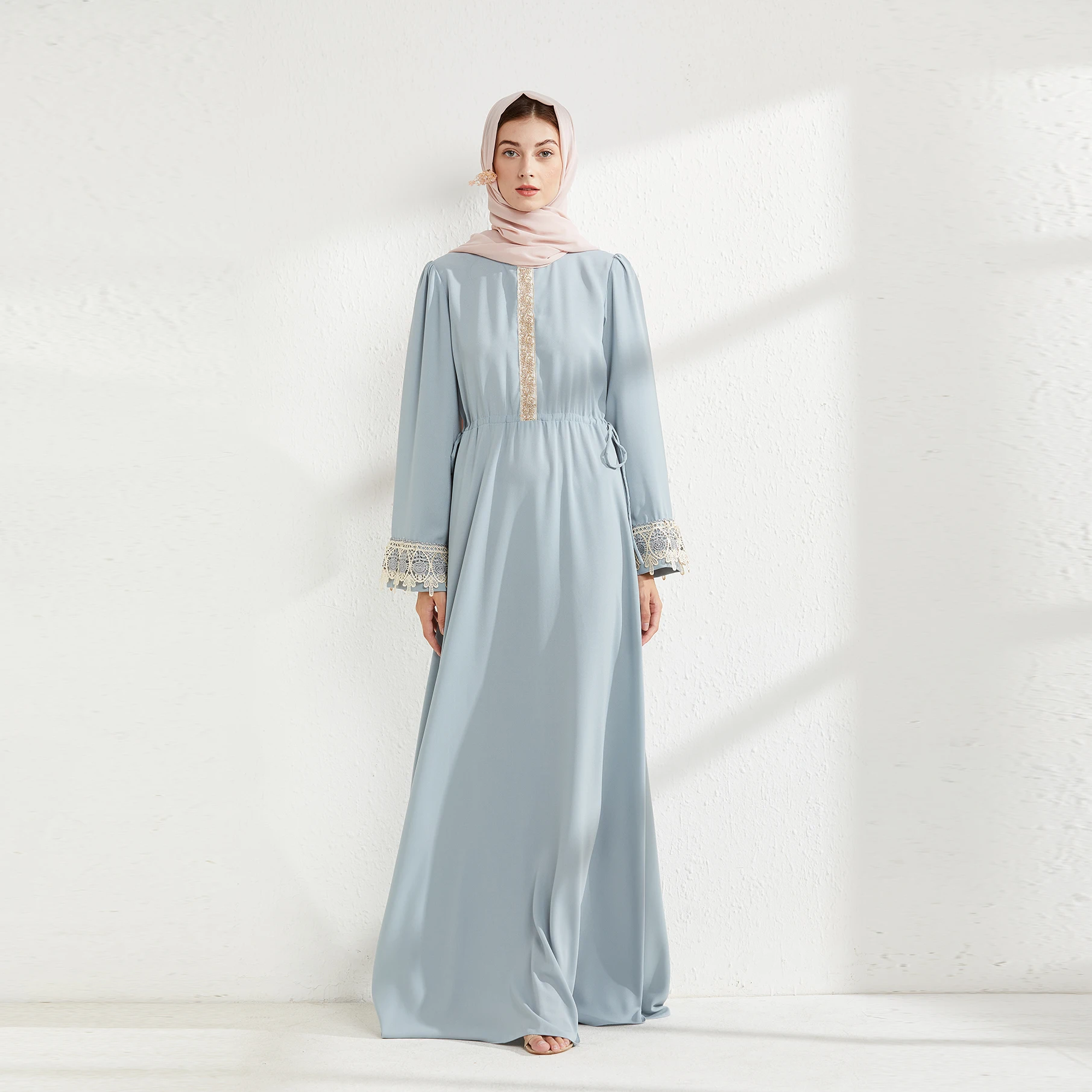 New Elegant Middle East Women Embroidered Muslim Chiffon Blue Long Dress