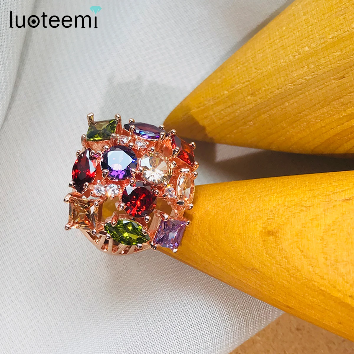 LUOTEEMI Luxury Square Trendy Rose Gold Color Cubic Zirconia Micro Paved Rings Stunning Girl Bridal Wedding Party Unusual Rings