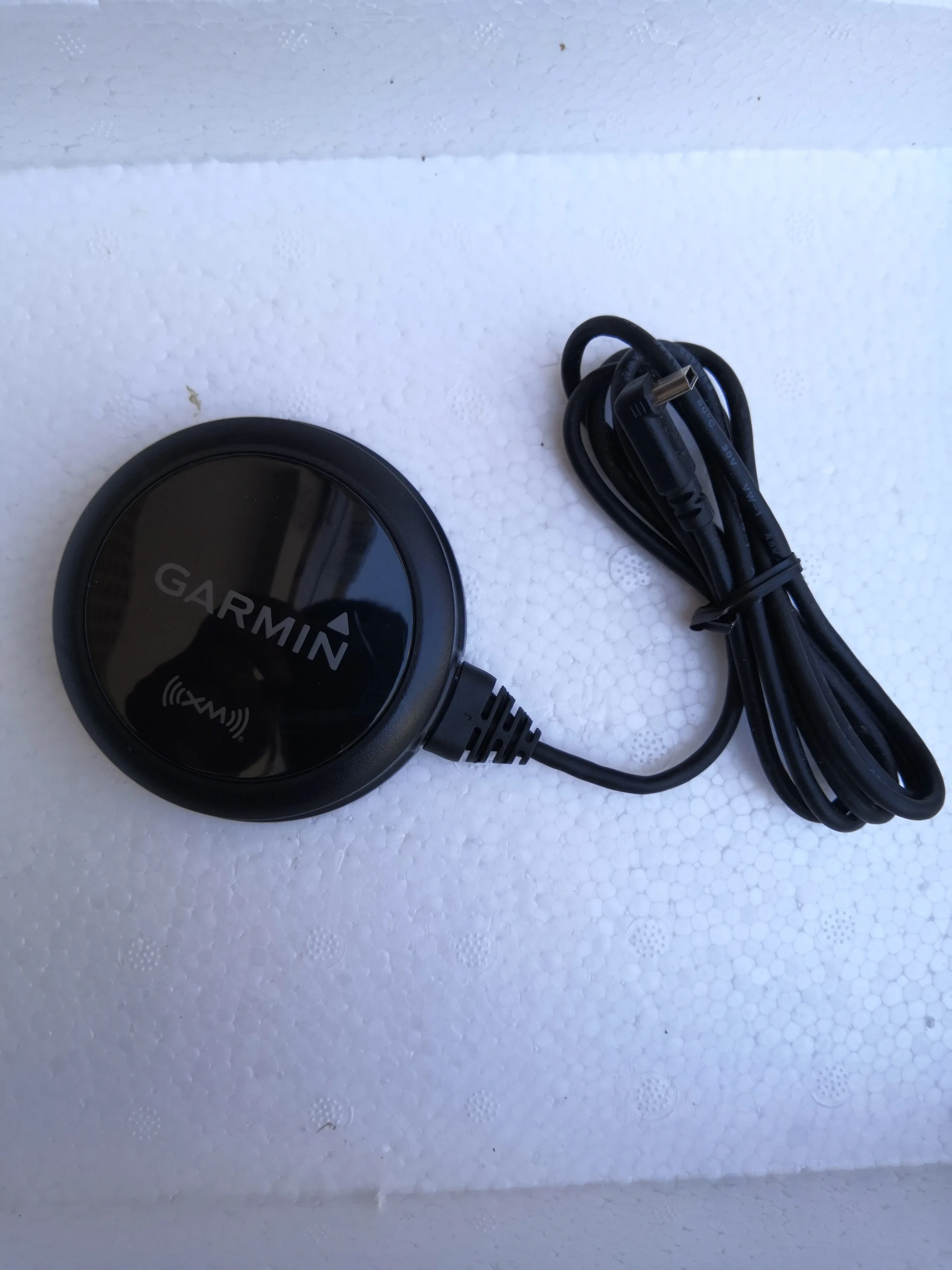 GARMIN GXM 40  SiriusXM  Satellite weather and radio antenna ,for garmin zumo and aviation gps.