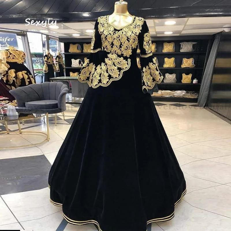 Arabic Black Velvet Caftan Evening Dresses With Gold Lace 2022 Long Sleeves Applique Vestidos Novia Kosovo Albanian Robe Soirée