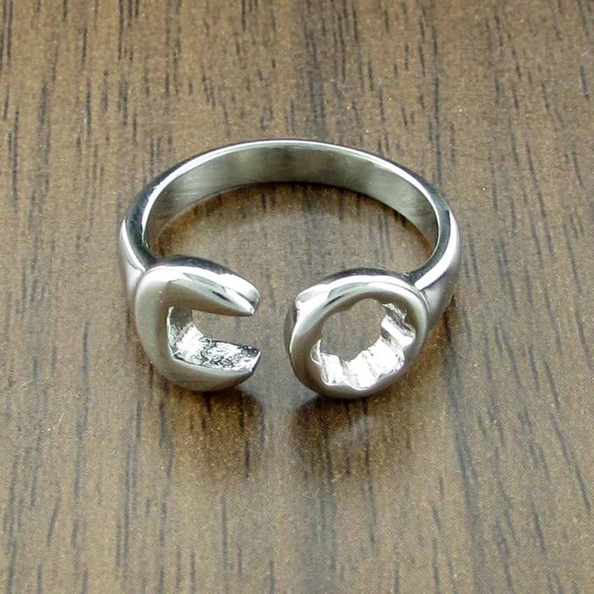 Vintage 316L Stainless Steel  Silver color Women\'s Wrench Biker Ring  Jewelry