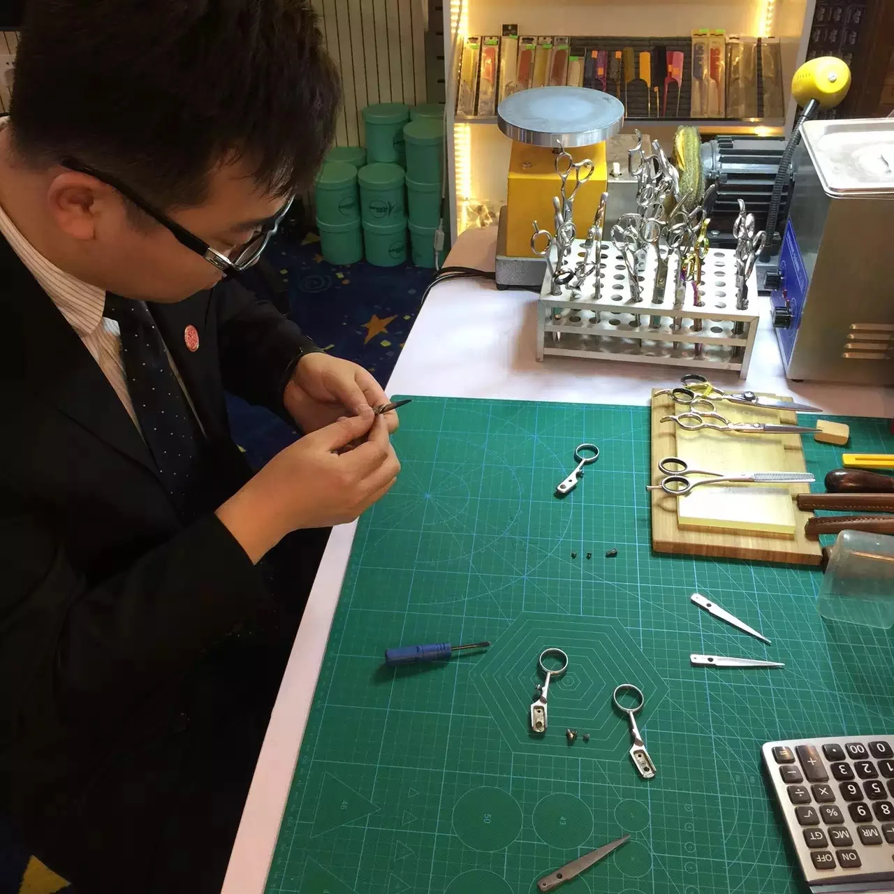 Рисунок 5 - Точилка для ножниц Легкий нож алюминиевый