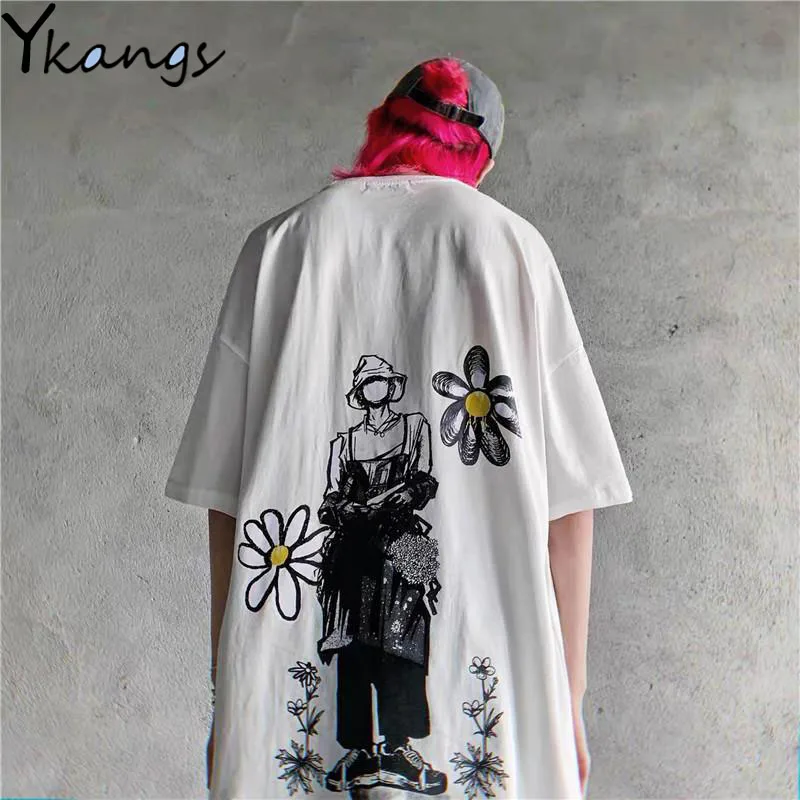 

Korean T-Shirt Women Funny Sexy Casual Gothic Top Tee Harajuku Oversized Tops Reflective Butterfly Graffiti Print Short Sleeve