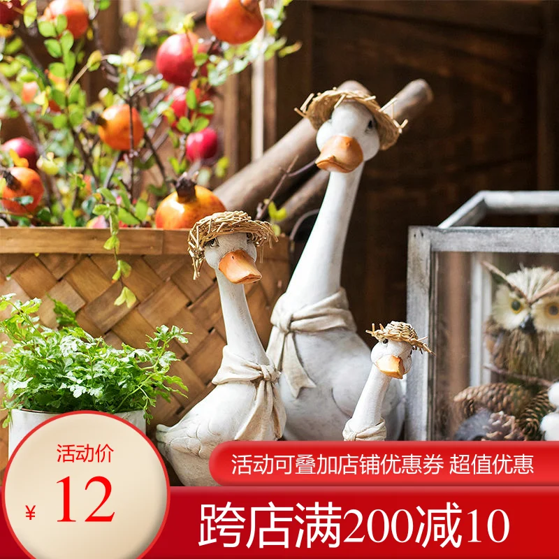 

wedding decoration Lovely Dumeng Series Pastoral Desktop Arrangements Resin Straw Cap Duck Balcony Garden Decoration