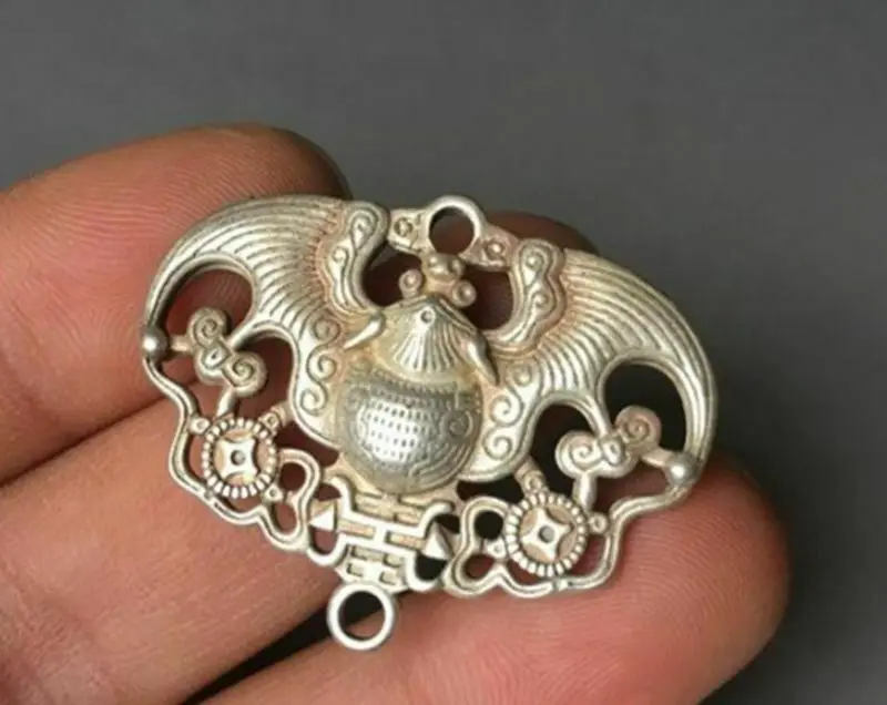 1.52”Tibet Tibetan Buddhism Miao Yin White copper Bat Pendant