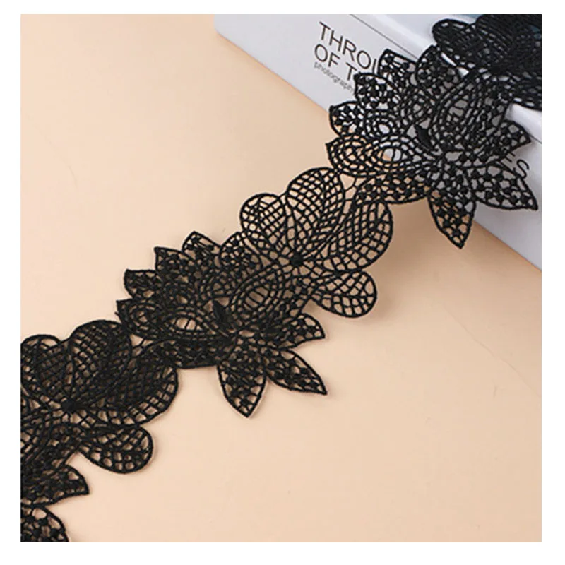 7cm Wide Embroidered Lotus Pattern Lace Fabric Black White Beautifully Floral Lace Trimming DIY Crafts Sewing for Wedding Dress