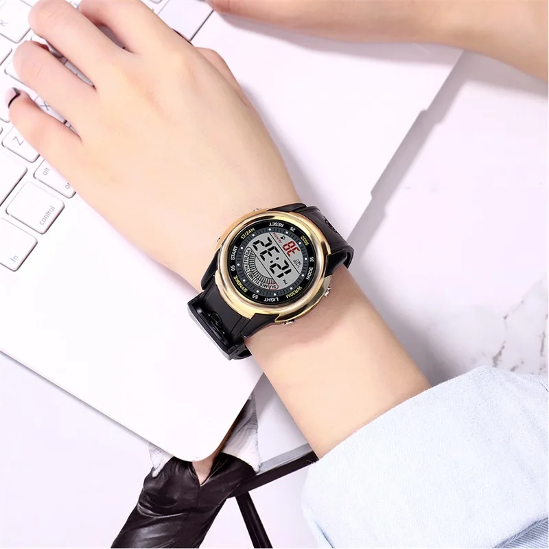 SYNOKE 9032 Children Watch for Kids Sport Digital Boys Watches Resistant Back Light  Stop Watch 3Bar Waterproof Kid Watch