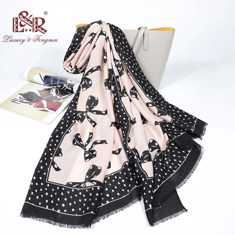 Luxury Spring Foulard Femme SIlk Scarves Women Print Bow Cotton Women Shawl Scarf Foulard Dot Female Tippet Short Tassel