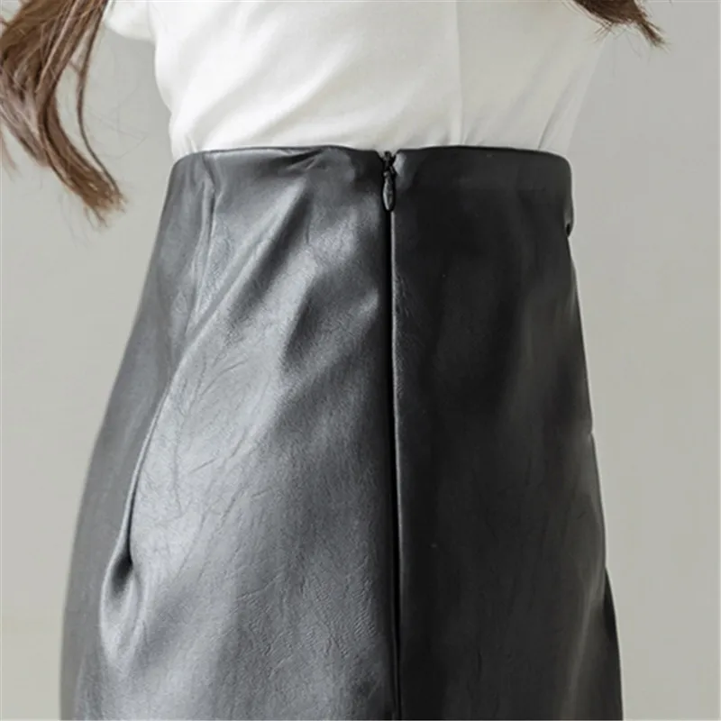 REALEFT 2021 New Buttons Women's Black PU Leather Wrap Skirts Office High Waist Front Split Women's Midi Skirts Female Autumn