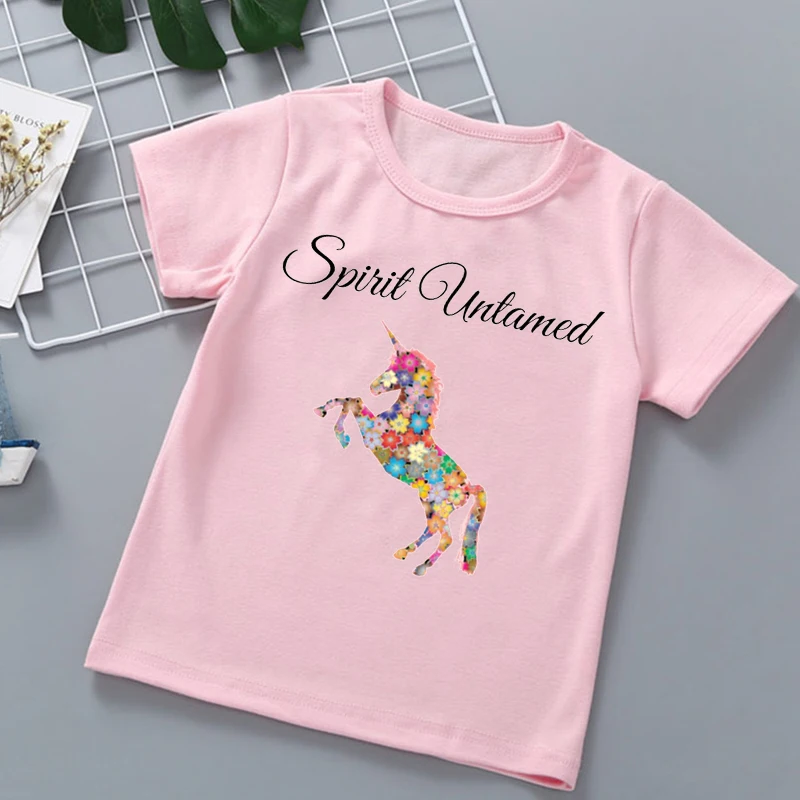 Hot Spirit Mustang T-shirt pour filles, vêtements d'anime, vêtements de dessin animé pour enfants, vêtements amusants pour enfants, chemise rose, t-shirt Y-2024