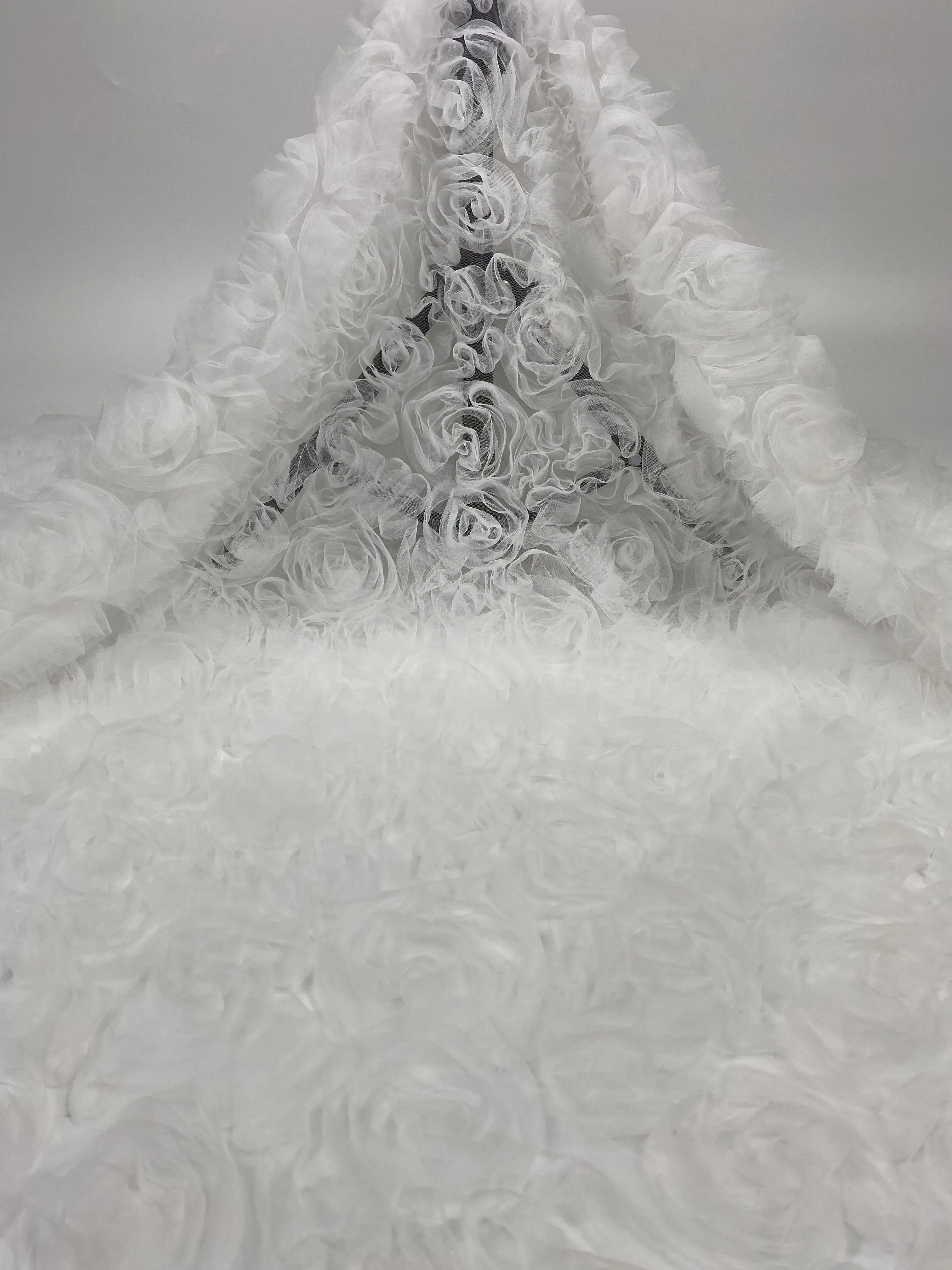 

Latest African Lace Fabric L-2188820 Embroidery French Mesh Beaded Lace Fabric Nigerian Tulle Lace
