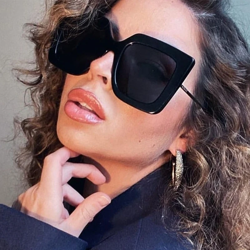 

Luxury Brand Women's Black Square Sunglasses 2023 Classic Vintage Metal Frame Gradient Female SunGlasses Fashion Shades UV400