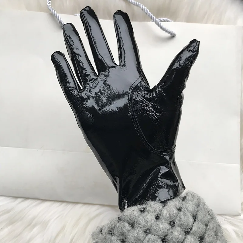 Patent Leather Glove Woman Genuine Leather Short Style Autumn Winter Warm Velvet Lining Leisure Driving Gloves